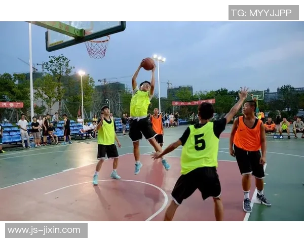 广东队与稠州的巅峰对决谁将赢得这场激烈的篮球盛宴 广东队与稠州的巅峰对决谁将赢得这场激烈的篮球盛宴