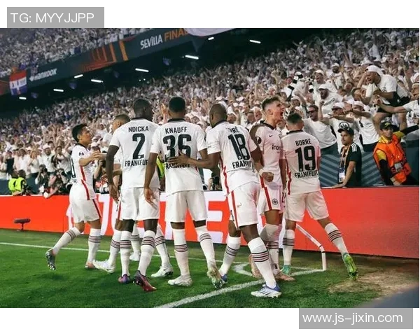 欧冠门票系统故障致数万球迷排队长达12小时抢购门票