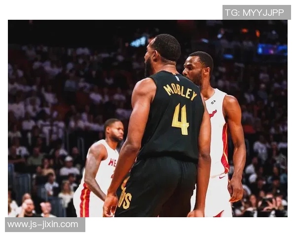 热火与骑士精彩对决全场录像回放及赛后分析