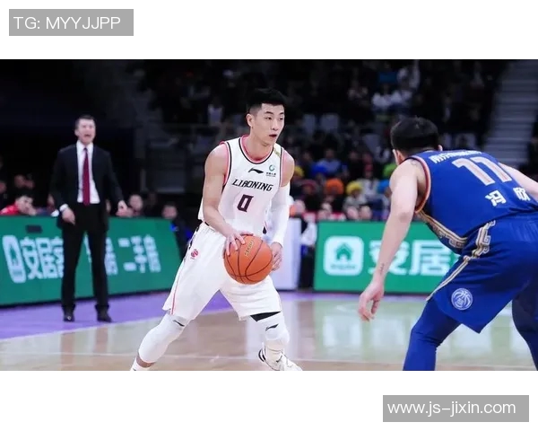 高诗岩：从青涩新星到篮球场上的耀眼明星之路探秘