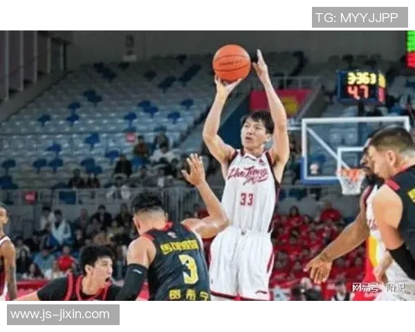 吴前：从篮球场上的领袖到生活中的奋斗者，探寻他的成长与坚持之路