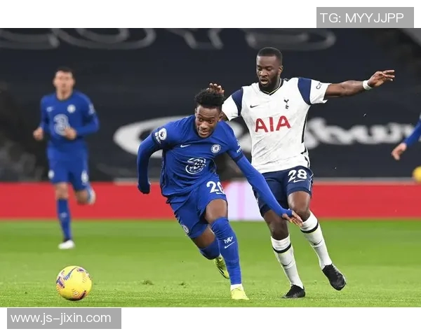 西布朗与史云斯激战正酣谁将赢得这场英冠对决的胜利