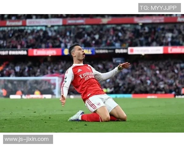 马丁内利的崛起与未来展望：从天才少年到足球明星的成长之路