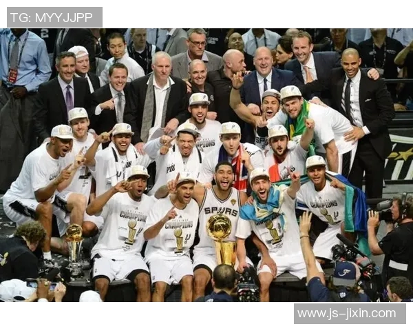 2014年季后赛马刺与小牛的激烈对决回顾与分析