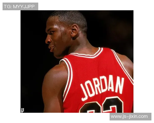 乔丹克拉克森的篮球之路与成就探秘：从新秀到全明星的华丽转身