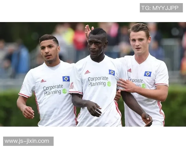 基尔高士丁与汉堡的激烈对决揭示德乙联赛的竞争魅力与球队实力对比